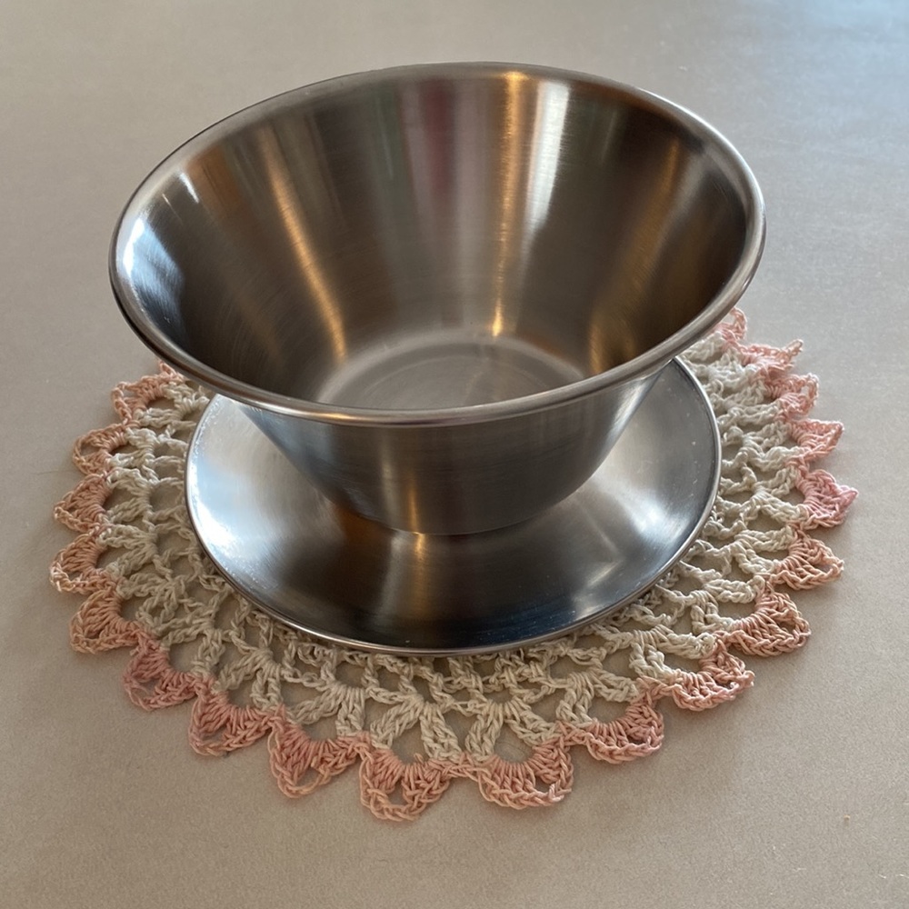 CLOST CLEAN-OUT SALE!! 
Leonard Stainless Steel bowl w/attached saucer